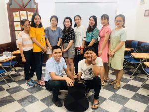 hoc-tieng-anh-giao-tiep-cho-nguoi-lon-tuoi