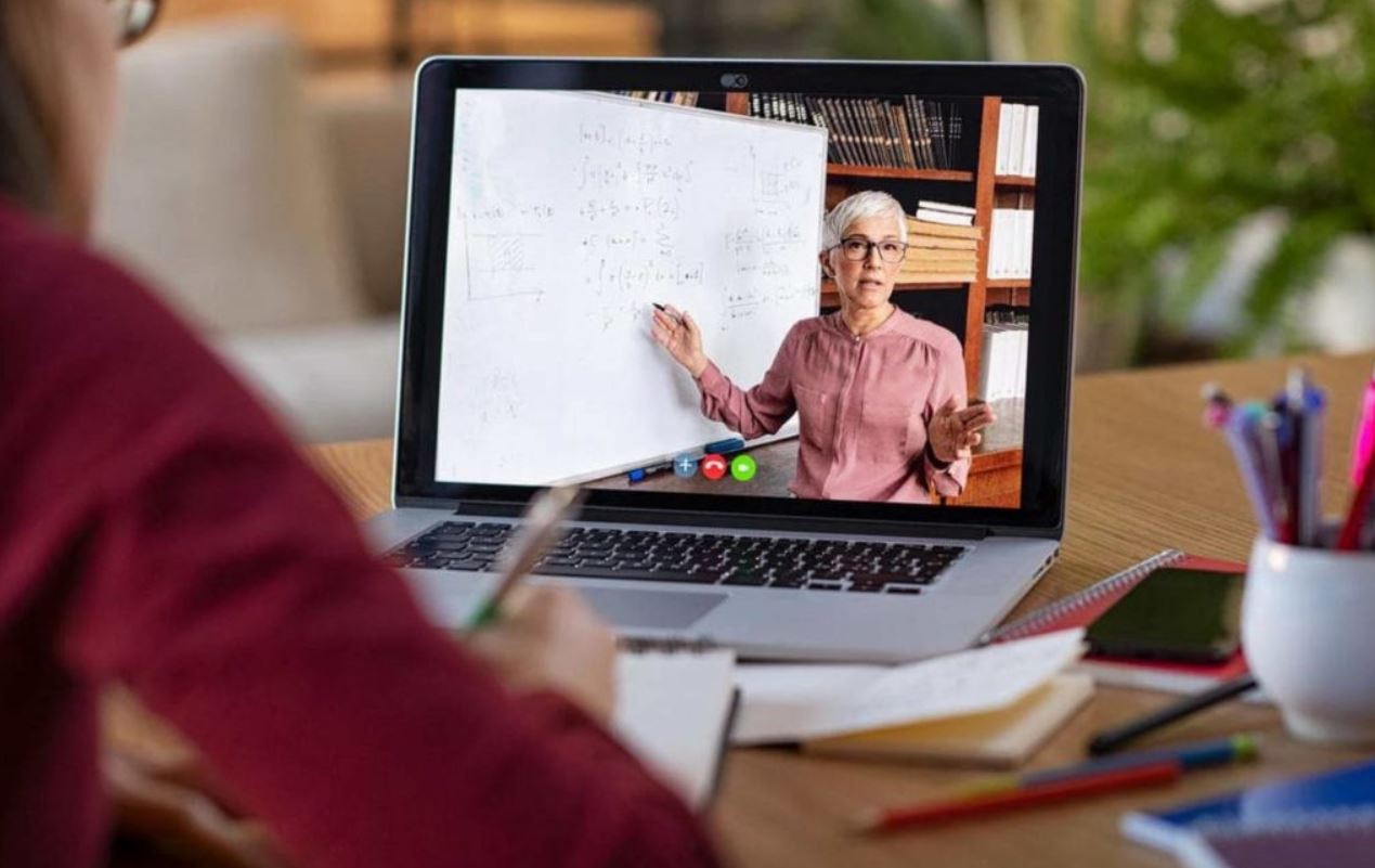 tieng-anh-1-kem-1-cho-nguoi-di-lam-2