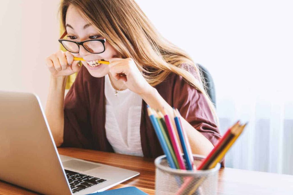 Hình ảnh học tiếng anh giao tiếp online số 1 hinh-anh-hoc-tieng-anh-giao-tiep-online-so-1.jpg