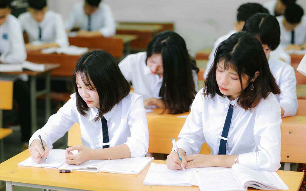 Hình ảnh tiếng anh giao tiếp giới thiệu về bản thân số 1 hinh-anh-tieng-anh-giao-tiep-gioi-thieu-ve-ban-than-so-1.jpg