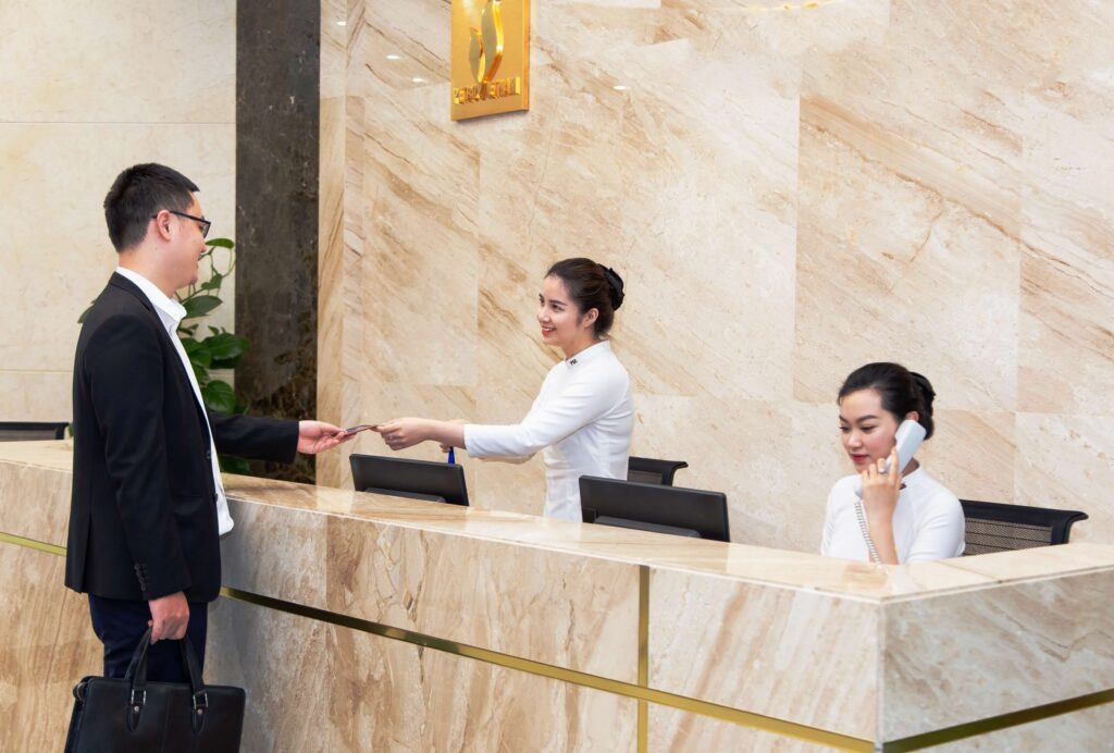 Hình ảnh tiếng anh giao tiếp lễ tân số 2 hinh-anh-tieng-anh-giao-tiep-le-tan-so-2