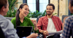 Hình Ảnh Trung tâm học tiếng Anh giao tiếp tốt ở Hà Nội 2 hinh-anh-trung-tam-tieng-anh-giao-tiep-tot-o-ha-noi-2