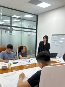 "Luyện teamwork discussion liên tục giúp nhiều dân IT phản xạ speaking nhanh hơn trong công việc."