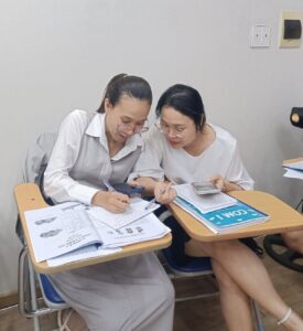 "Môi trường speaking thực tế giúp nhiều dân văn phòng phản xạ tự nhiên hơn khi giao tiếp công việc"