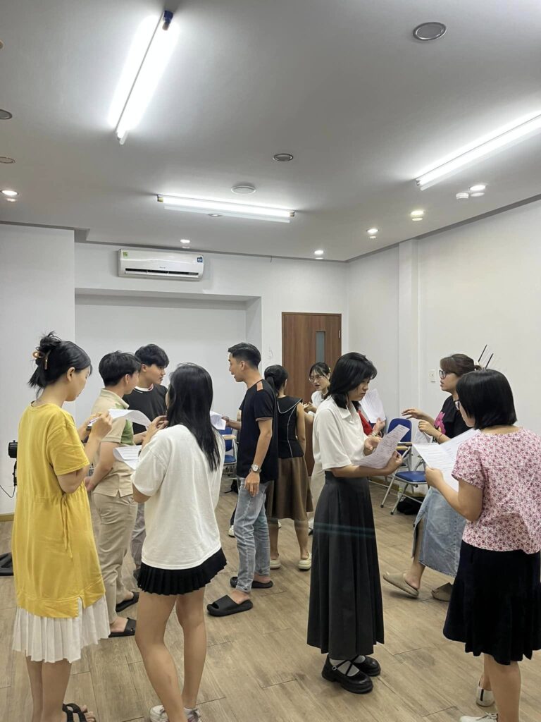 Luyện discussion liên tục giúp nhiều dân văn phòng phản xạ tự nhiên hơn trong meeting"