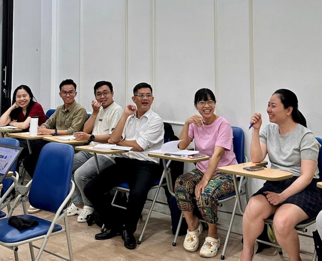 "Môi trường có speaking thường xuyên giúp nhiều người phản xạ giao tiếp nhanh và tự nhiên hơn"